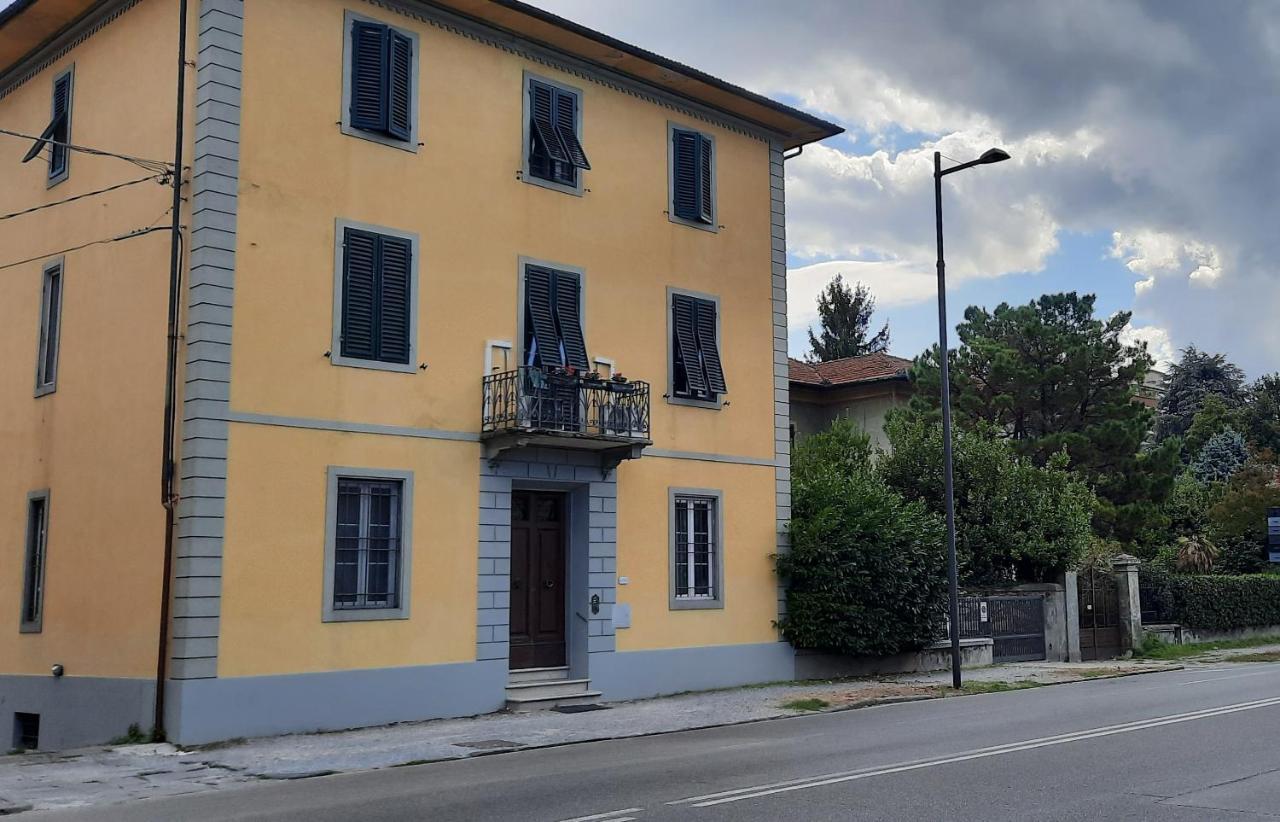 Finestra Sul Borgo Hotell Lucca Exteriör bild